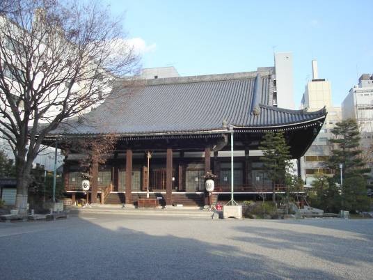 本能寺（位于日本京都府中京区的佛教寺院）